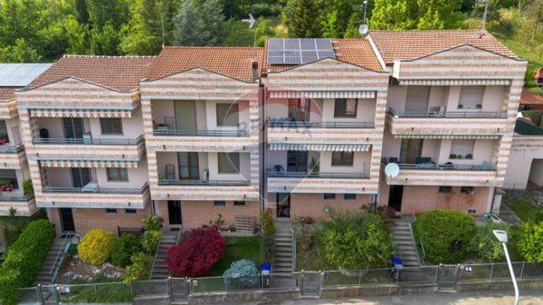 casa indipendente in vendita a Salsomaggiore Terme in zona Tabiano Bagni