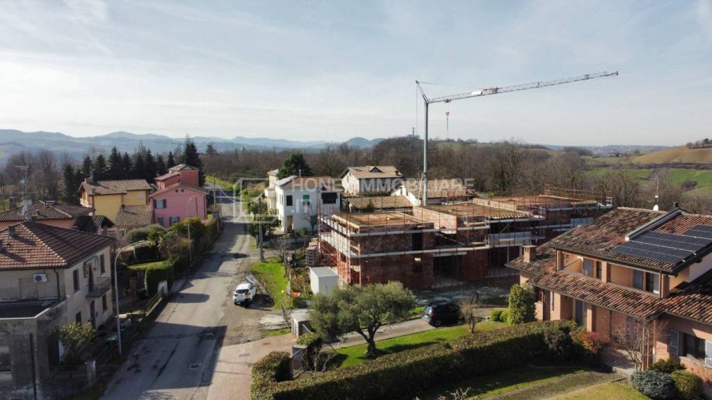 casa indipendente in vendita a Salsomaggiore Terme in zona Costa