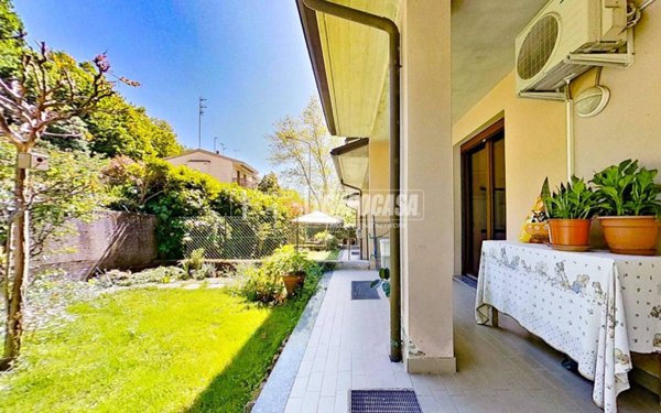 casa indipendente in vendita a Salsomaggiore Terme in zona Tabiano Bagni