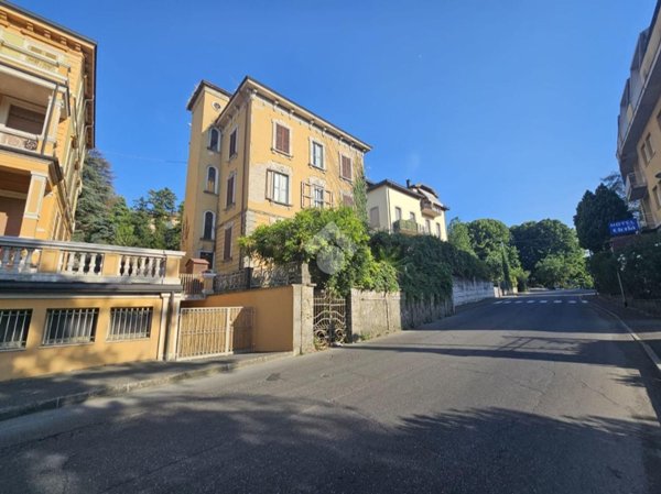 pentavano in vendita a Salsomaggiore Terme