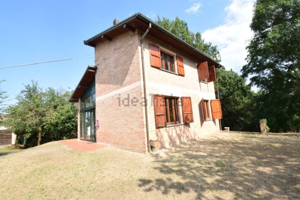 casa indipendente in vendita a Salsomaggiore Terme in zona Bargone