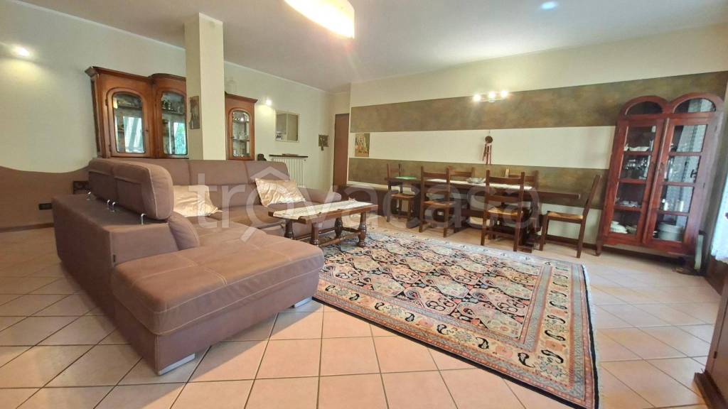 appartamento in vendita a Salsomaggiore Terme in zona Costa