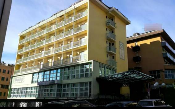 negozio in vendita a Salsomaggiore Terme