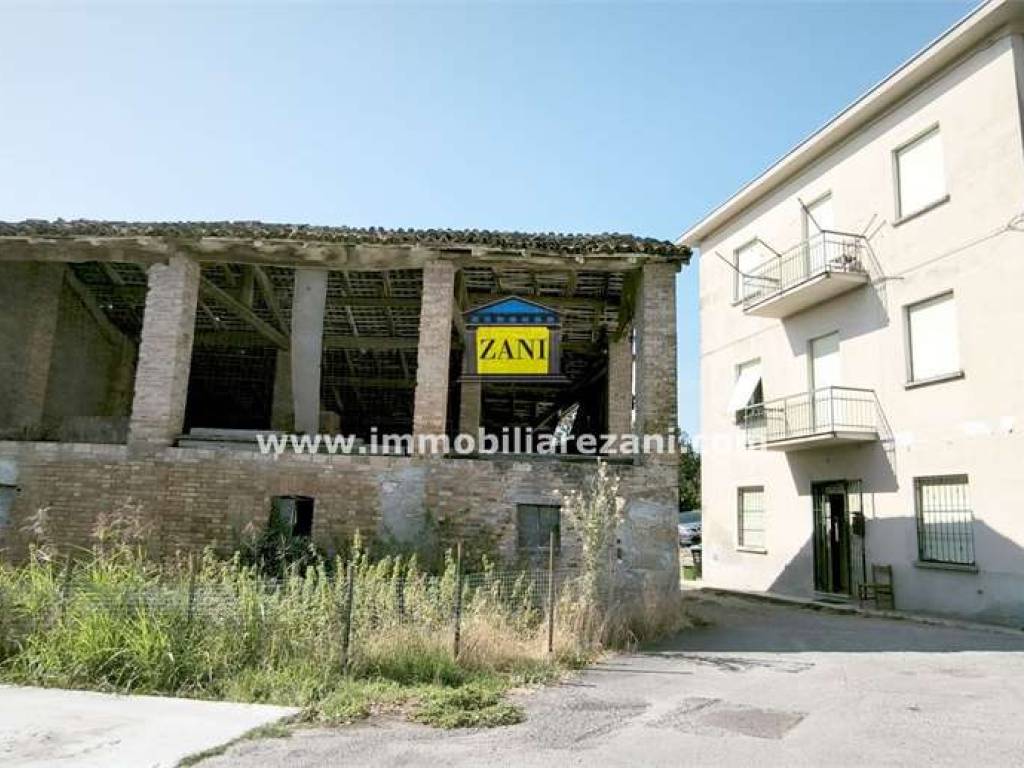 esavano in vendita a Salsomaggiore Terme