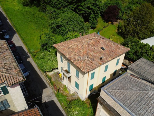 casa indipendente in vendita a Salsomaggiore Terme