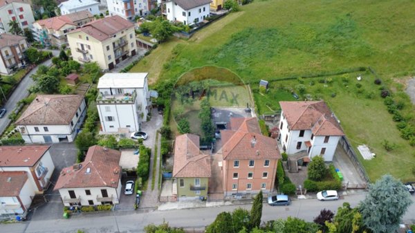 casa indipendente in vendita a Salsomaggiore Terme