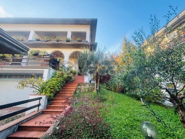 casa indipendente in vendita a Salsomaggiore Terme