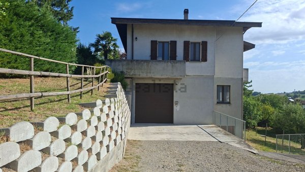appartamento in vendita a Salsomaggiore Terme in zona Cangelasio