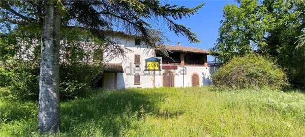casa indipendente in vendita a Salsomaggiore Terme