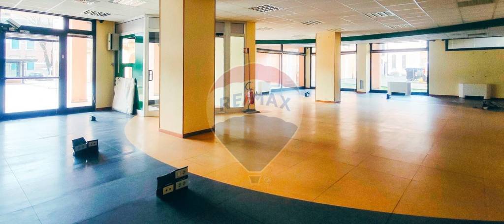 negozio in vendita a Salsomaggiore Terme