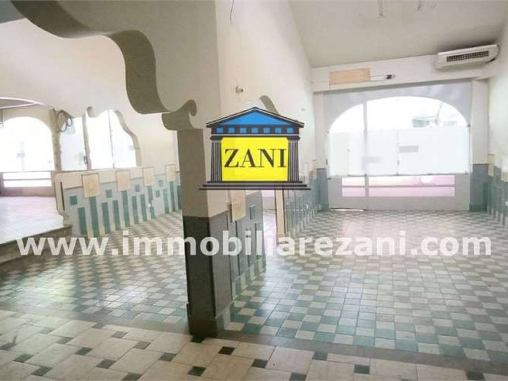negozio in vendita a Salsomaggiore Terme