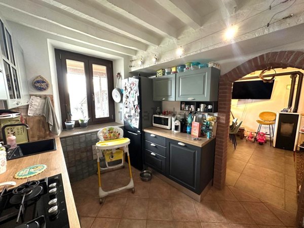 casa indipendente in vendita a Salsomaggiore Terme in zona Gorzano