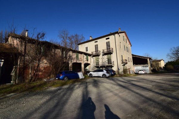 casa indipendente in vendita a Salsomaggiore Terme
