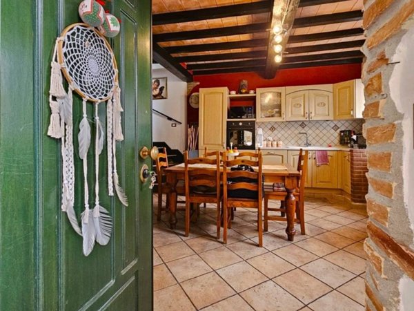 casa indipendente in vendita a Salsomaggiore Terme