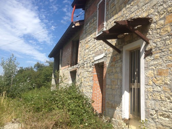 casale in vendita a Salsomaggiore Terme