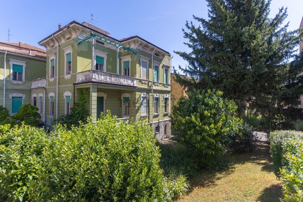 casa indipendente in vendita a Salsomaggiore Terme