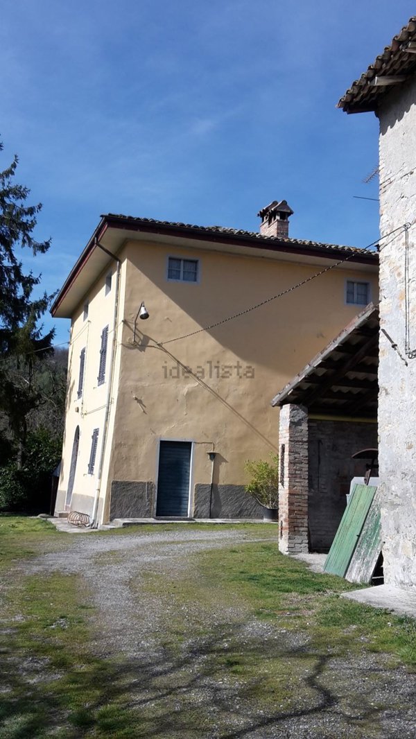 casale in vendita a Salsomaggiore Terme