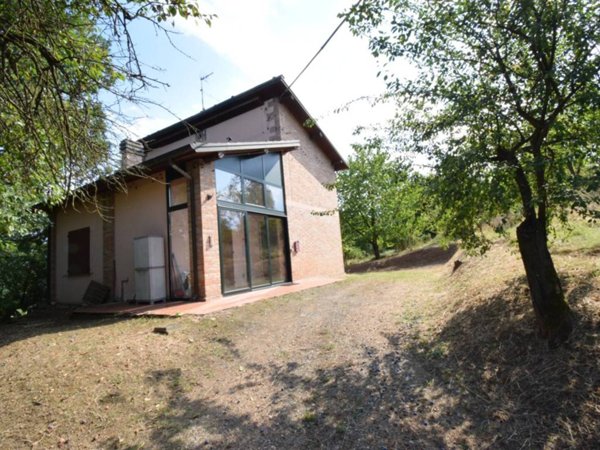 casa indipendente in vendita a Salsomaggiore Terme in zona Gorzano