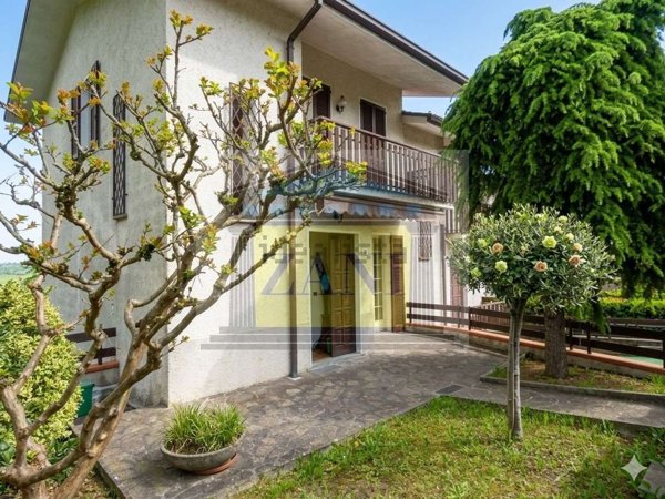 casa indipendente in vendita a Salsomaggiore Terme