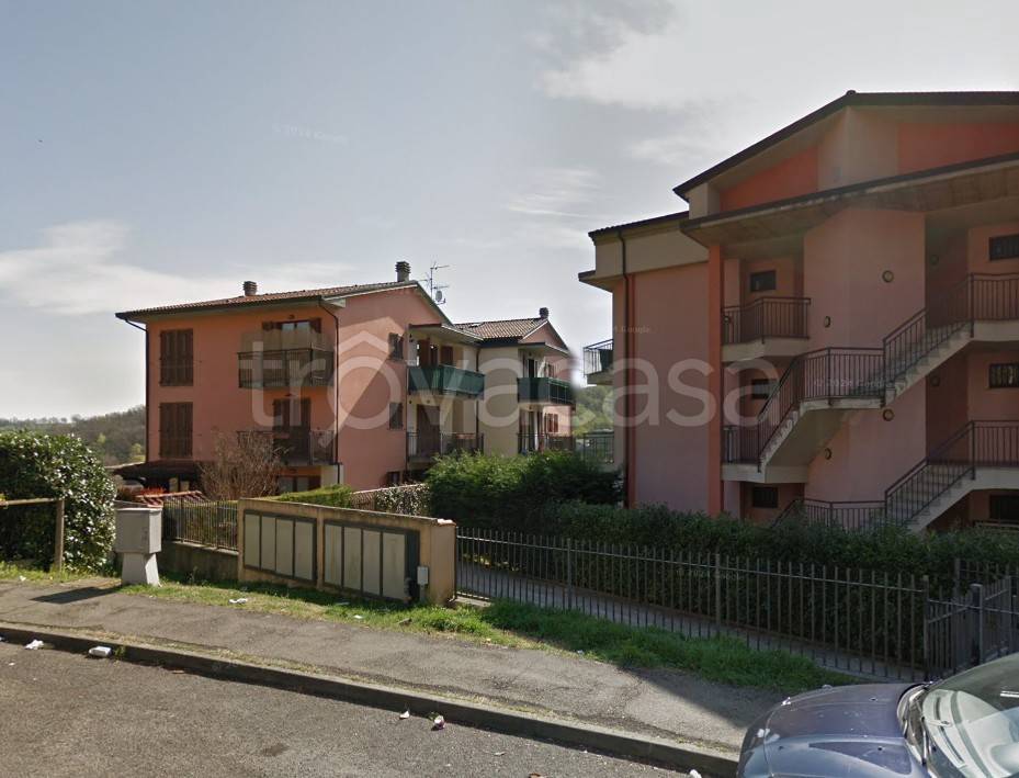 locale commerciale in vendita a Salsomaggiore Terme