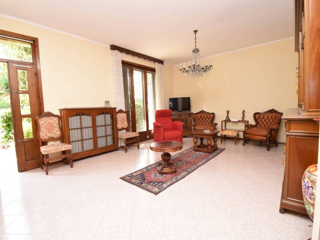 casa indipendente in vendita a Salsomaggiore Terme