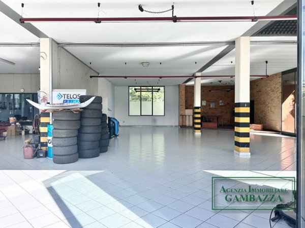 negozio in vendita a Salsomaggiore Terme in zona Campore