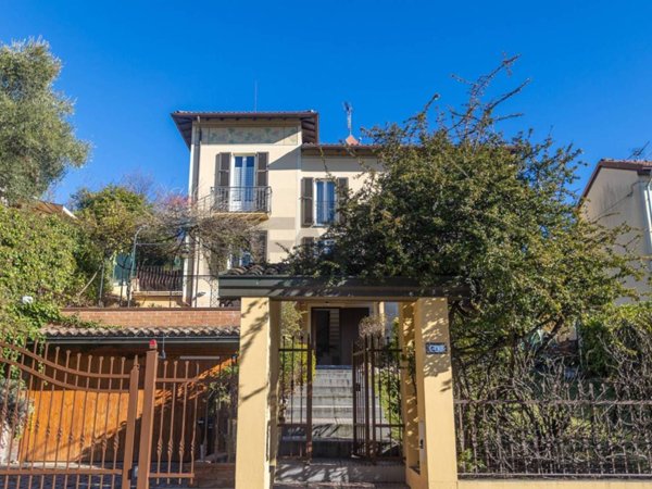 casa indipendente in vendita a Salsomaggiore Terme in zona Campore