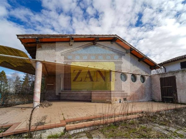 casa indipendente in vendita a Salsomaggiore Terme