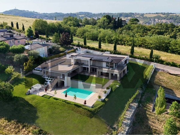 casa indipendente in vendita a Salsomaggiore Terme in zona Campore