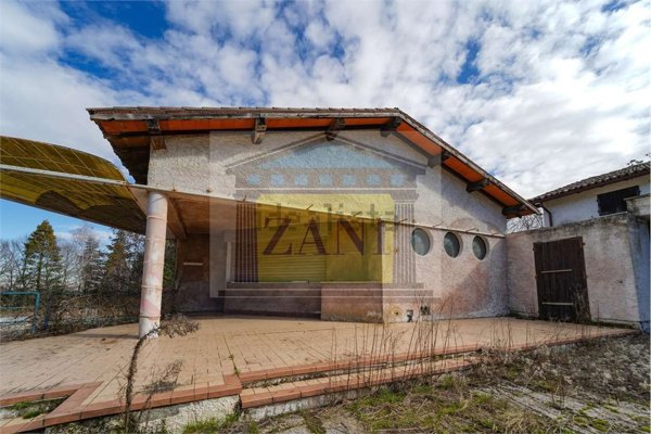 casale in vendita a Salsomaggiore Terme