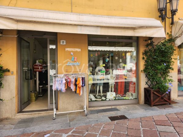 negozio in vendita a Salsomaggiore Terme