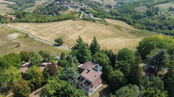 casa indipendente in vendita a Salsomaggiore Terme in zona Campore