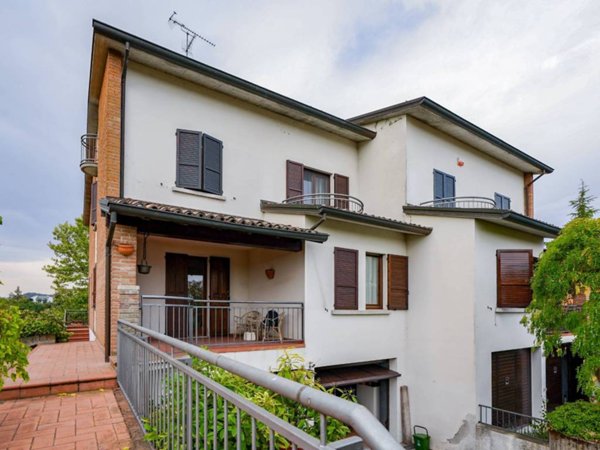 casa indipendente in vendita a Salsomaggiore Terme in zona Campore