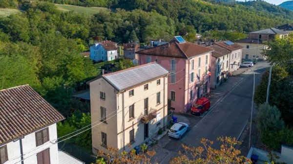 casa indipendente in vendita a Salsomaggiore Terme
