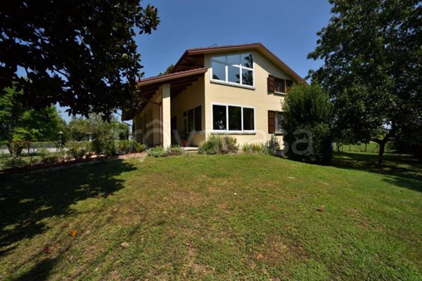 casa indipendente in vendita a San Secondo Parmense