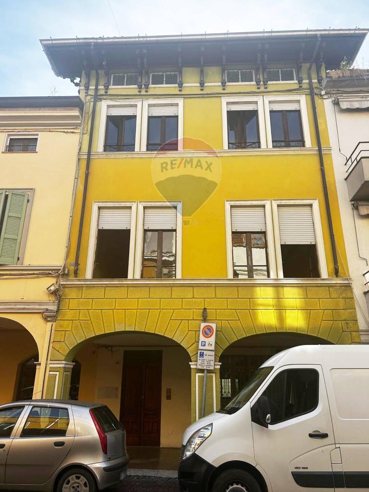 casa indipendente in vendita a San Secondo Parmense