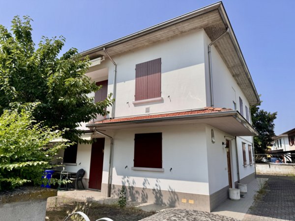 casa semindipendente in vendita a San Secondo Parmense