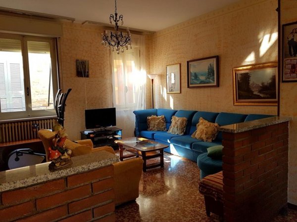 casa indipendente in vendita a San Secondo Parmense