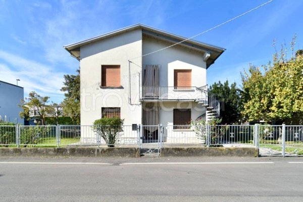 casa indipendente in vendita a San Secondo Parmense