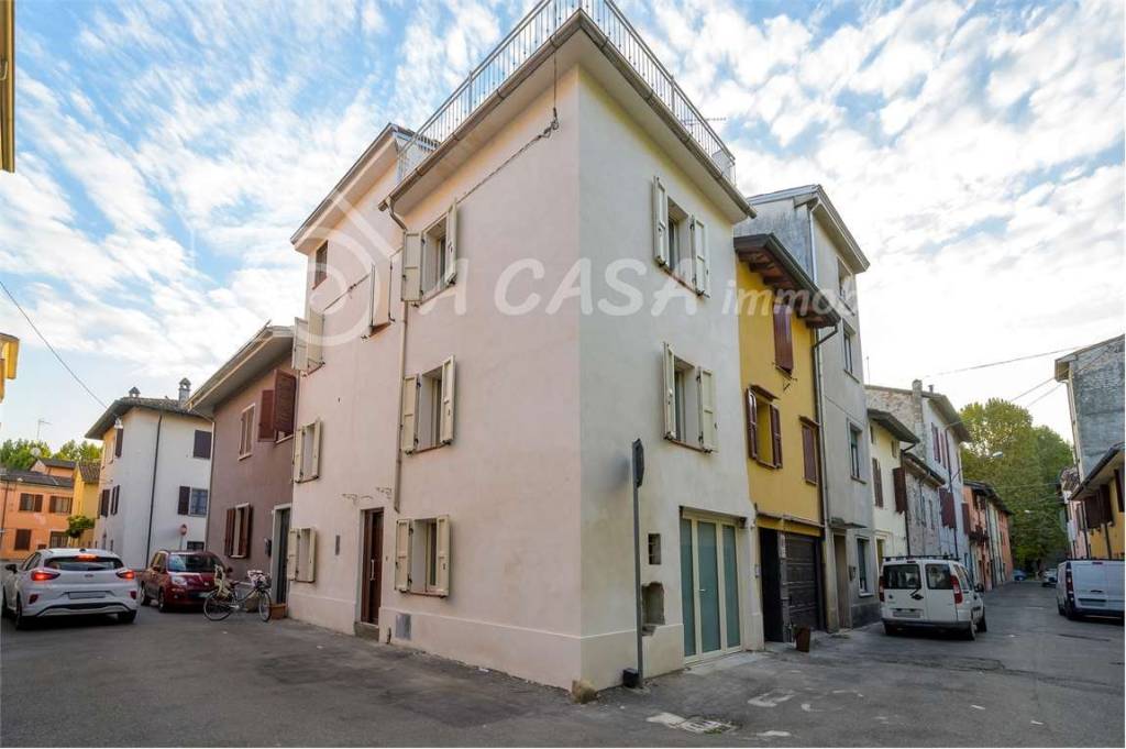 casa indipendente in vendita a San Secondo Parmense