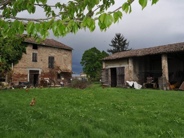 casale in vendita a San Secondo Parmense