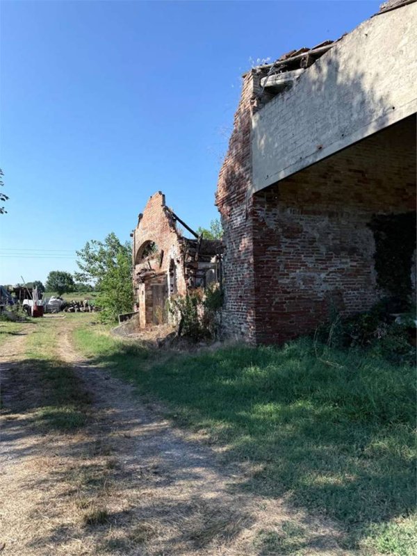 casale in vendita a San Secondo Parmense