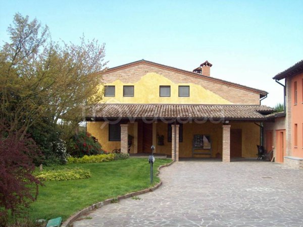 casa indipendente in vendita a San Secondo Parmense