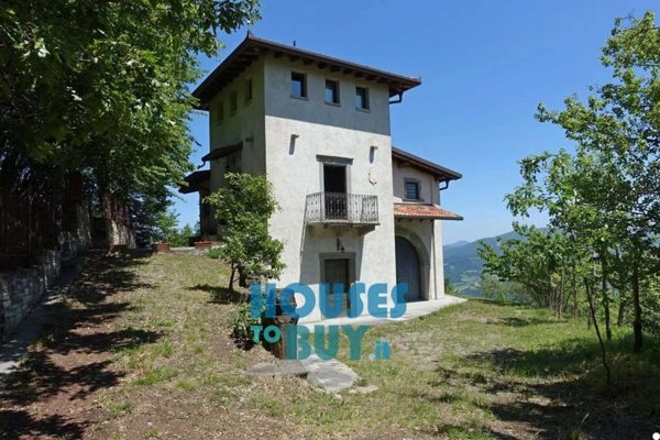 casa indipendente in vendita a Solignano in zona Prelerna