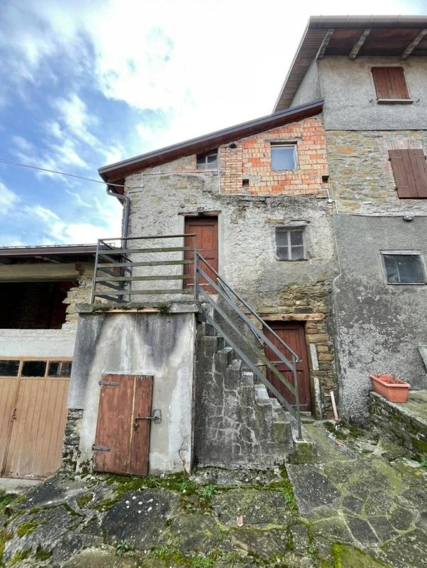 casa semindipendente in vendita a Solignano in zona Boio