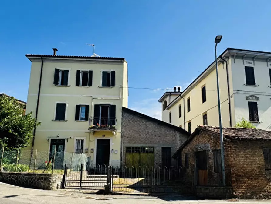 casa indipendente in vendita a Solignano