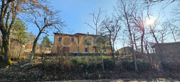 casa indipendente in vendita a Solignano in zona Prelerna