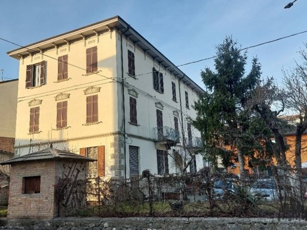negozio in vendita a Solignano