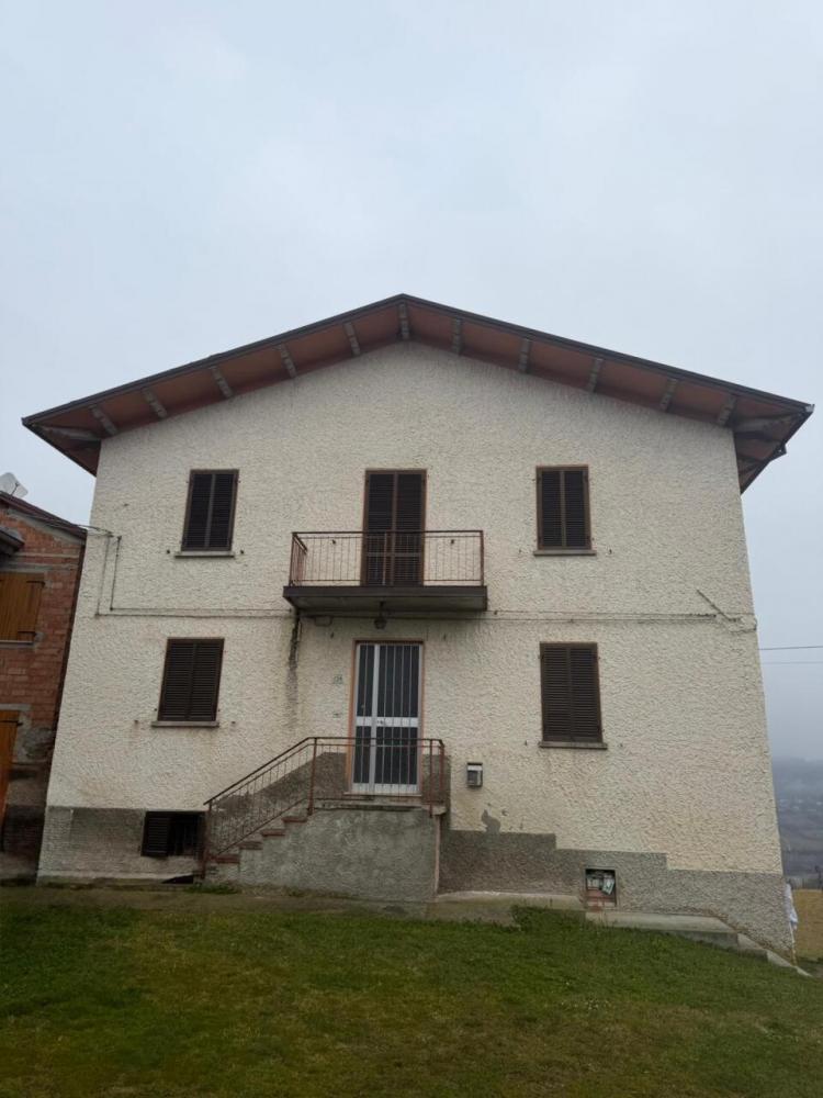 casa indipendente in vendita a Solignano