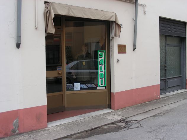 locale commerciale in vendita a Soragna